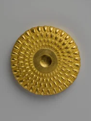 Phiale, taça de libação, 4º - 3º século aC (ouro)
